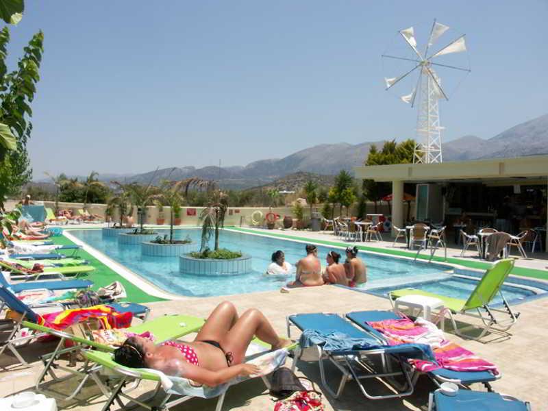 Nikos Hotel Malia  Exterior photo
