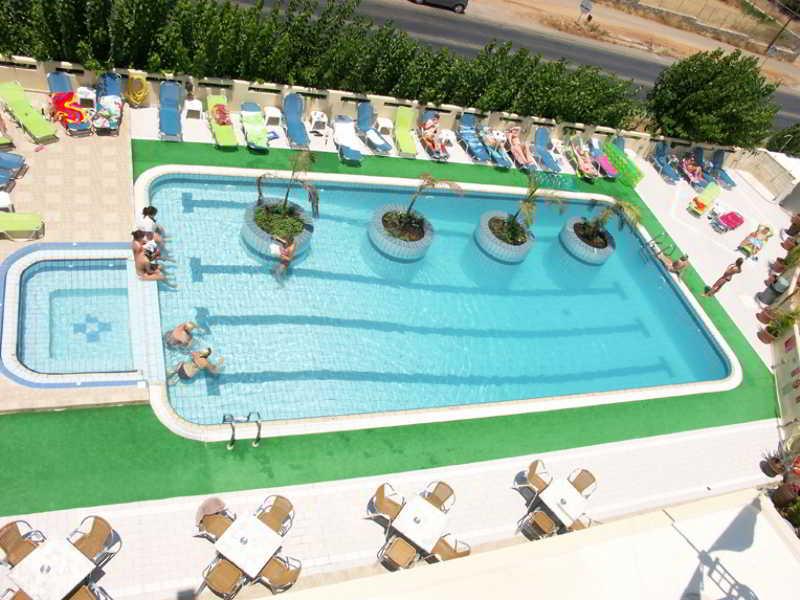 Nikos Hotel Malia  Exterior photo