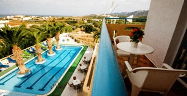 Nikos Hotel Malia  Exterior photo